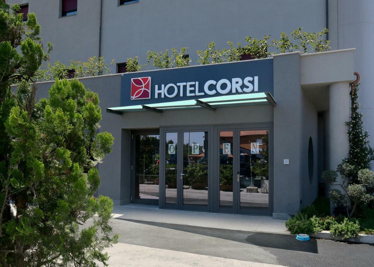 Best Western Hotel Corsi Torrimpietra Экстерьер фото